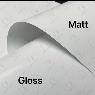 Un buen precio. Papel de impresión C2S de papel de impresión 80-250 gramos para impresión de revistas en línea